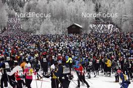 02.03.2008, Mora, Sweden (SWE): the two ways to the top - Worldloppet Vasaloppet, Mora (SWE). www.nordicfocus.com. c Felgenhauer/NordicFocus. Every downloaded picture is fee-liable.