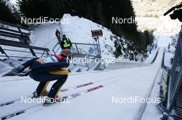 09.01.2009, Bad Mitterndorf, Austria (AUT): Matti Hautamaeki (FIN), Atomic - FIS world cup ski jumping, training, Bad Mitterndorf (AUT). www.nordicfocus.com. © Furtner/NordicFocus. Every downloaded picture is fee-liable.