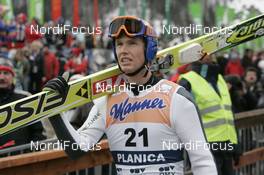 20.03.2009, Planica, Slovenia (SLO): Roar Ljoekelsoey (NOR), Fischer - FIS world cup ski jumping, individual HS215, Planica (SLO). www.nordicfocus.com. © Furtner/NordicFocus. Every downloaded picture is fee-liable.