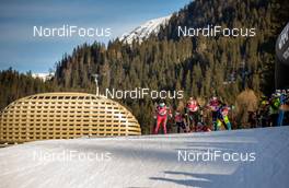 21.12.2014, Davos, Switzerland (SUI): (l-r) Heidi Weng (NOR), Madshus, Swix, Rottefella, Laurien van der Graaff (SUI), Rossignol, One Way, Rottefella, Odlo and Kikkan Randall (USA), Fischer, Yoko, Rottefella - FIS world cup cross-country, individual sprint, Davos (SUI). www.nordicfocus.com. © Laiho/NordicFocus. Every downloaded picture is fee-liable.