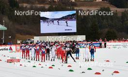 10.01.2015, Val di Fiemme, Italy (ITA): the top group on the way through the stadium - FIS world cup cross-country, tour de ski, mass men, Val di Fiemme (ITA). www.nordicfocus.com. © Felgenhauer/NordicFocus. Every downloaded picture is fee-liable.