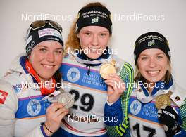 30.01.2016, Cheile Gradistei, Romania (ROU): HAECKI Lena(SUI), OEBERG Hanna(SWE), MAGNUSSON Anna(SWE) - IBU Youth and Junior world ski championships biathlon, medals, Cheile Gradistei (ROU). www.nordicfocus.com. © Tumashov/NordicFocus. Every downloaded picture is fee-liable.