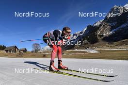 17.12.2016, La Clusaz, France (FRA): Niklas Dyrhaug (NOR) - FIS world cup cross-country, mass men, La Clusaz (FRA). www.nordicfocus.com. © Thibaut/NordicFocus. Every downloaded picture is fee-liable.