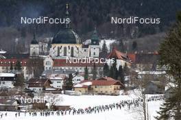 05.02.2017, Oberammergau, Germany (GER): group of athletes in front of Kloster Ettal   - FIS Worldloppet Cup Koenig Ludwig Lauf, Oberammergau (GER). www.nordicfocus.com. © Rauschendorfer/NordicFocus. Every downloaded picture is fee-liable.