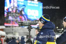 03.12.2023, Oestersund, Sweden, (SWE): Event Feature: Coach Team Sweden men - IBU World Cup Biathlon, pursuit men, Oestersund (SWE). www.nordicfocus.com. © Authamayou/NordicFocus. Every downloaded picture is fee-liable.
