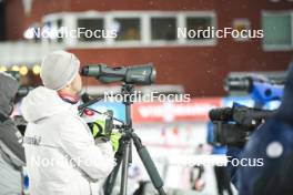 03.12.2023, Oestersund, Sweden, (SWE): Event Feature: Coach Team SwissÑSki - IBU World Cup Biathlon, pursuit men, Oestersund (SWE). www.nordicfocus.com. © Authamayou/NordicFocus. Every downloaded picture is fee-liable.