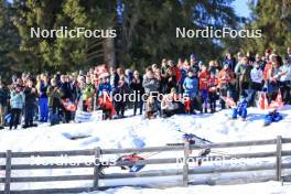 17.12.2023, Lenzerheide, Switzerland (SUI): Julia Simon (FRA), Franziska Preuss (GER), (l-r) - IBU World Cup Biathlon, mass women, Lenzerheide (SUI). www.nordicfocus.com. © Manzoni/NordicFocus. Every downloaded picture is fee-liable.