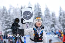 14.12.2023, Lenzerheide, Switzerland (SUI): Sandra Flunger (AUT) coach Team Switzerland - IBU World Cup Biathlon, sprint women, Lenzerheide (SUI). www.nordicfocus.com. © Manzoni/NordicFocus. Every downloaded picture is fee-liable.