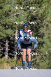 23.09.2023, Font-Romeu, France (FRA): Richard Jouve (FRA), Jules Chappaz (FRA), (l-r) - Cross-Country training, Font-Romeu (FRA). www.nordicfocus.com. © Authamayou/NordicFocus. Every downloaded picture is fee-liable.