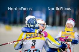 24.11.2023, Ruka, Finland (FIN): Emma Ribom (SWE), Frida Karlsson (SWE), (l-r)  - FIS world cup cross-country, individual sprint, Ruka (FIN). www.nordicfocus.com. © Modica/NordicFocus. Every downloaded picture is fee-liable.