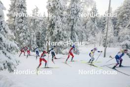 26.11.2023, Ruka, Finland (FIN): Anne Kjersti Kalvaa (NOR), Delphine Claudel (FRA), Heidi Weng (NOR), Victoria Carl (GER), Astrid Oeyre Slind (NOR), Frida Karlsson (SWE), Jessie Diggins (USA), (l-r)  - FIS world cup cross-country, mass, Ruka (FIN). www.nordicfocus.com. © Modica/NordicFocus. Every downloaded picture is fee-liable.
