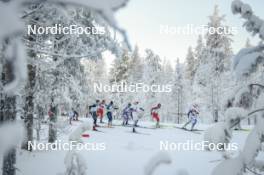 26.11.2023, Ruka, Finland (FIN): Victoria Carl (GER), Flora Dolci (FRA), Sophia Laukli (USA), Moa Ilar (SWE), Heidi Weng (NOR), Ebba Andersson (SWE), (l-r)  - FIS world cup cross-country, mass, Ruka (FIN). www.nordicfocus.com. © Modica/NordicFocus. Every downloaded picture is fee-liable.