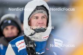 09.12.2023, Oestersund, Sweden (SWE): Coach Team Swiss Ski- FIS world cup cross-country, individual sprint, Oestersund (SWE). www.nordicfocus.com. © Modica/NordicFocus. Every downloaded picture is fee-liable.