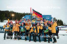 17.12.2023, Trondheim, Norway (NOR): Victoria Carl (GER) with her Team - FIS world cup cross-country, 10km, Trondheim (NOR). www.nordicfocus.com. © Modica/NordicFocus. Every downloaded picture is fee-liable.