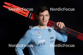 07.12.2023, Oestersund, Sweden (SWE): Andrew Young (GBR) - FIS world cup cross-country, photoshooting, Oestersund (SWE). www.nordicfocus.com. © Modica/NordicFocus. Every downloaded picture is fee-liable.