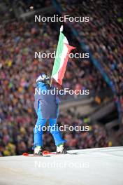 29.12.2023, Oberstdorf, Germany (GER): feature: italian flag, fans - FIS world cup ski jumping men, four hills tournament, individual HS137, Oberstdorf (GER). www.nordicfocus.com. © Reichert/NordicFocus. Every downloaded picture is fee-liable.