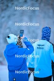 15.12.2023, Val Venosta, Italy (ITA): feature: team trentino, taking photos with mobile phone - Ski Classics La Venosta Criterium - Val Venosta (ITA). www.nordicfocus.com. © Reichert/NordicFocus. Every downloaded picture is fee-liable.