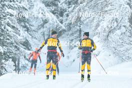 15.12.2023, Val Venosta, Italy (ITA): Amund Riege (NOR), Alfred Buskqvist (SWE), (l-r) - Ski Classics La Venosta Criterium - Val Venosta (ITA). www.nordicfocus.com. © Reichert/NordicFocus. Every downloaded picture is fee-liable.