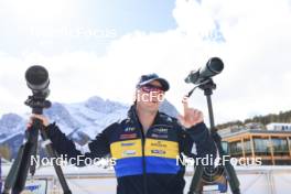 13.03.2024, Canmore, Canada (CAN): Johan Hagstroem (SWE), coach Team Sweden - IBU World Cup Biathlon, training, Canmore (CAN). www.nordicfocus.com. © Manzoni/NordicFocus. Every downloaded picture is fee-liable.