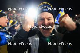 17.02.2024, Nove Mesto na Morave, Czechia (CZE): Johannes Lukas (GER), Coach Team Sweden - IBU World Championships Biathlon, relay men, Nove Mesto na Morave (CZE). www.nordicfocus.com. © Manzoni/NordicFocus. Every downloaded picture is fee-liable.