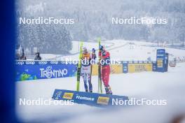06.01.2024, Val di Fiemme, Italy (ITA): William Poromaa (SWE), Erik Valnes (NOR), (l-r)  - FIS world cup cross-country, tour de ski, mass, Val di Fiemme (ITA). www.nordicfocus.com. © Barbieri/NordicFocus. Every downloaded picture is fee-liable.