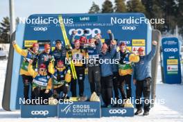 03.03.2024, Lahti, Finland (FIN): Coletta Rydzek (GER) with her Team - FIS world cup cross-country, individual sprint, Lahti (FIN). www.nordicfocus.com. © Modica/NordicFocus. Every downloaded picture is fee-liable.