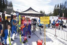 22.03.2024, Meribel, France (FRA): Athletes before the start of semifinals - French Championships cross-country, sprint, Meribel (FRA). www.nordicfocus.com. © Thibaut/NordicFocus. Every downloaded picture is fee-liable.