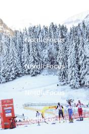 14.01.2024, Oberstdorf, Germany (GER): Mari Leinan Lund (NOR), Svenja Wuerth (GER), Minja Korhonen (FIN), Annalena Slamik (AUT), (l-r)  - FIS world cup nordic combined women, compact HS106/5km, Oberstdorf (GER). www.nordicfocus.com. © Volk/NordicFocus. Every downloaded picture is fee-liable.