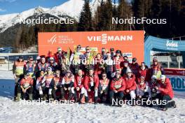 03.02.2024, Seefeld, Austria (AUT): Gyda Westvold Hansen (NOR),  Riiber Jarl Magnus (NOR), Ida Marie Hagen (NOR), (l-r)  - FIS world cup nordic combined women, individual gundersen HS109/5km, Seefeld (AUT). www.nordicfocus.com. © Modica/NordicFocus. Every downloaded picture is fee-liable.