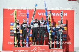 23.02.2024, Oberstdorf, Germany (GER): Kristoffer Eriksen Sundal (NOR), Johann Andre Forfang (NOR), Domen Prevc (SLO), Timi Zajc (SLO), Stefan Kraft (AUT), Michael Hayboeck (AUT), (l-r) - FIS world cup ski jumping men, super team HS235, Oberstdorf (GER). www.nordicfocus.com. © Reichert/NordicFocus. Every downloaded picture is fee-liable