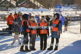 20.01.2024, Zuoz Switzerland (SUI): feature. Team Naeringsbanken - Ski Classics La Diagonela, Zuoz (SUI). www.nordicfocus.com. © Barbieri/NordicFocus. Every downloaded picture is fee-liable.