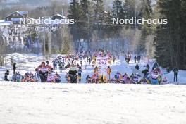 17.03.2024, Rena-Lillehammer, Norway (NOR): Jenny Larsson (SWE), Anikken Gjerede Alnes (NOR), Magni Smedas (NOR), (l-r) - Ski Classics Birkebeinerrennet, Rena-Lillehammer (NOR). www.nordicfocus.com. © Reichert/NordicFocus. Every downloaded picture is fee-liable.