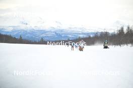07.04.2024, Bardufoss-Finnsnes, Norway (NOR): Victoria Carl (GER), Kati Roivas (FIN), (l-r) - Ski Classics Summit 2 Senja, Bardufoss-Finnsnes (NOR). www.nordicfocus.com. © Reichert/NordicFocus. Every downloaded picture is fee-liable.