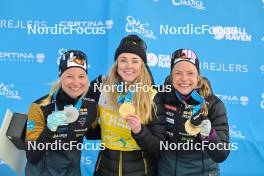 13.04.2024, Hafjell, Norway (NOR): Kati Roivas (FIN), Emilie Fleten (NOR), Magni Smedas (NOR), (l-r) - Ski Classics Grand Finale Janteloppet - Hafjell (NOR). www.nordicfocus.com. © Reichert/NordicFocus. Every downloaded picture is fee-liable.
