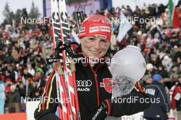 Biathlon - IBU Biathlon World Final 2007, 12.5 km mass start women, 18.03.2007 - Khanty Mansiysk (RUS): Total Worldcup Winner 2006-07 Andrea Henkel (GER) 