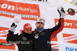 Biathlon - IBU world cup biathlon pursuit men 12.5 km, 10.03.2007 - Holmenkollen (NOR): Andrea Henkel (GER), Raphael Poiree (FRA).
