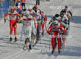 FIS Nordic World Ski Championchips - Cross Country Relay Men 4x10 km  - Sapporo (JPN) - 02.03.07: group, in front Martin Larsson (SWE) and Eldar Roenning (NOR) 