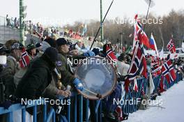 Cross-Country - FIS Nordic World Ski Championchips cross-country, ladiesÇrelay 4x5km C/F - Sapporo (JPN): Norwegian fans