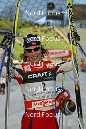 Cross-Country - FIS World Cup Cross Country  - Tour de Ski - Sprint - Free Technique - Munich (GER) - Dec 31, 2006: Winner Marit Bjoergen (NOR) cheering