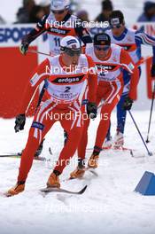 Cross-Country - FIS Nordic World Ski Championchips cross-country, mens 50 km classical mass start, 04.03.07 - Sapporo (JPN): Eldar Roenning (NOR), Odd-Bjoern Hjelmeset (NOR).
