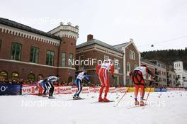 Cross-Country - FIS world cup cross-country, sprint competitions in classical technique, 14.03.07 - Drammen (NOR): Christoph Eigenmann (SUI), Trond Iversen (NOR), Sami Jauhojaervi (FIN) starting.