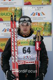Cross-Country - FIS Nordic World Ski Championchips cross-country, menÇs 15 km free individual - Sapporo (JPN): Leanid Karneyenka (BLR) 