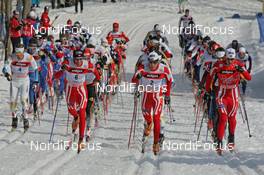 FIS Nordic World Ski Championchips - Cross Country 50 km C Mass start men - Sapporo (JPN) - 04.03.07: Group, in front left to right: Mathias Fredriksson (SWE), Odd-Bjoern Hjelmeset (NOR), Eldar Roenning (NOR), Frode Estil (NOR) 