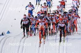 Cross-Country - FIS Nordic World Ski Championchips cross-country, mens 50 km classical mass start, 04.03.07 - Sapporo (JPN): Rene Sommerfeldt (GER), Odd-Bjoern Hjelmeset (NOR), Jens Filbrich (GER).