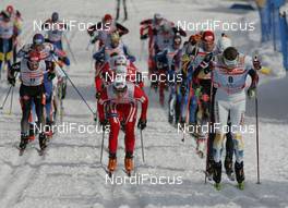 Ski Jumping - FIS Nordic World Ski Championchips - Cross Country Men Pursuit 15 km C + 15 km F - Sapporo (JPN) - 24.02.07: Group, in the lead Mathias Fredriksson (SWE)