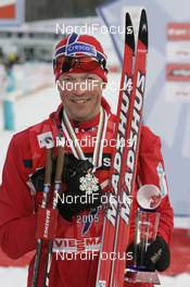 Cross-Country - FIS Nordic World Ski Championchips cross-country, menÇs 50 km classical mass start, 05.03.07 - Sapporo (JPN): Frode Estil (NOR) 