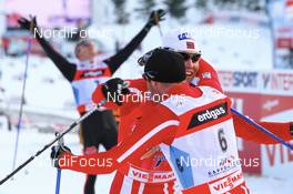 Cross-Country - FIS Nordic World Ski Championchips cross-country, mens 50 km classical mass start, 04.03.07 - Sapporo (JPN): Frode Estil (NOR), Odd-Bjoern Hjelmeset (NOR), Jens Filbrich (GER).