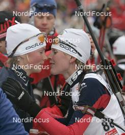 07.12.2007, Hochfilzen (AUT): Sandrine Bailly (FRA) right - IBU World Cup biathlon, sprint women - Hochfilzen (AUT). www.nordicfocus.com. c Furtner/NordicFocus. Every downloaded picture is fee-liable.
