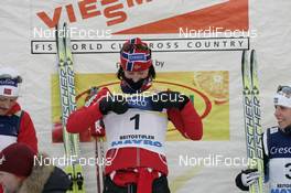 24.11.2007, Beitostoelen, Norway (NOR): Marit Bjoergen (NOR) yellow bib - FIS world cup cross-country, womens 10 km, Beitostoelen. www.nordicfocus.com. c Furtner/NordicFocus. Every downloaded picture is fee-liable.
