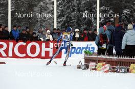 01.12.2007, Kuusamo, Finland (FIN):  Jari Joutsen (FIN),broken ski pole, feature - FIS world cup cross-country, individual sprint, Kuusamo (FIN). www.nordicfocus.com. c Felgenhauer/NordicFocus. Every downloaded picture is fee-liable.